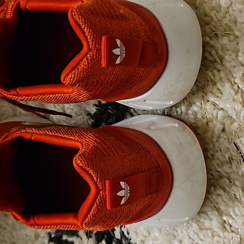 Adidas Swift Run - image 6